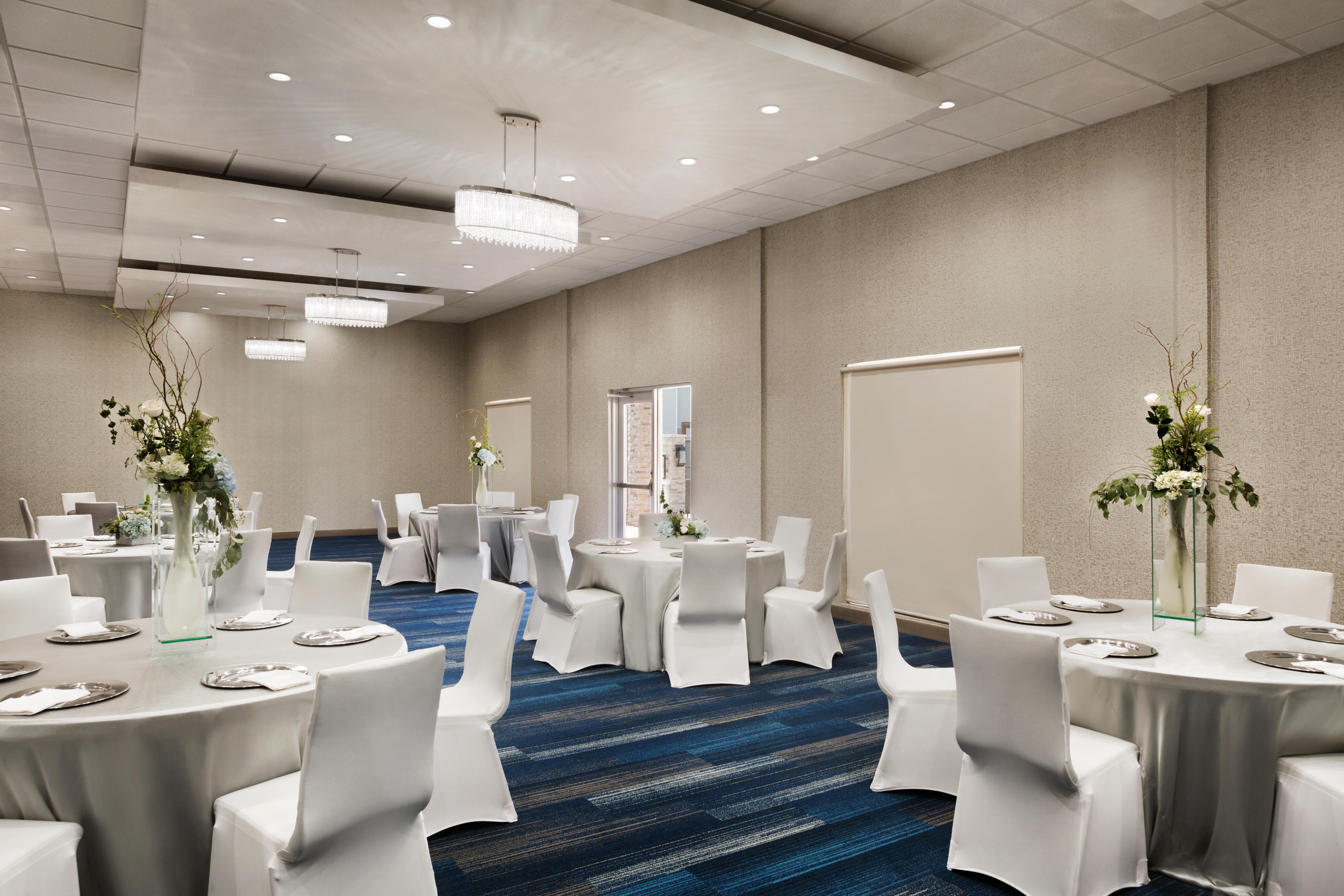 Holiday Inn Express & Suites - Mcallen - Medical Center Area By Ihg McAllen Exterior foto