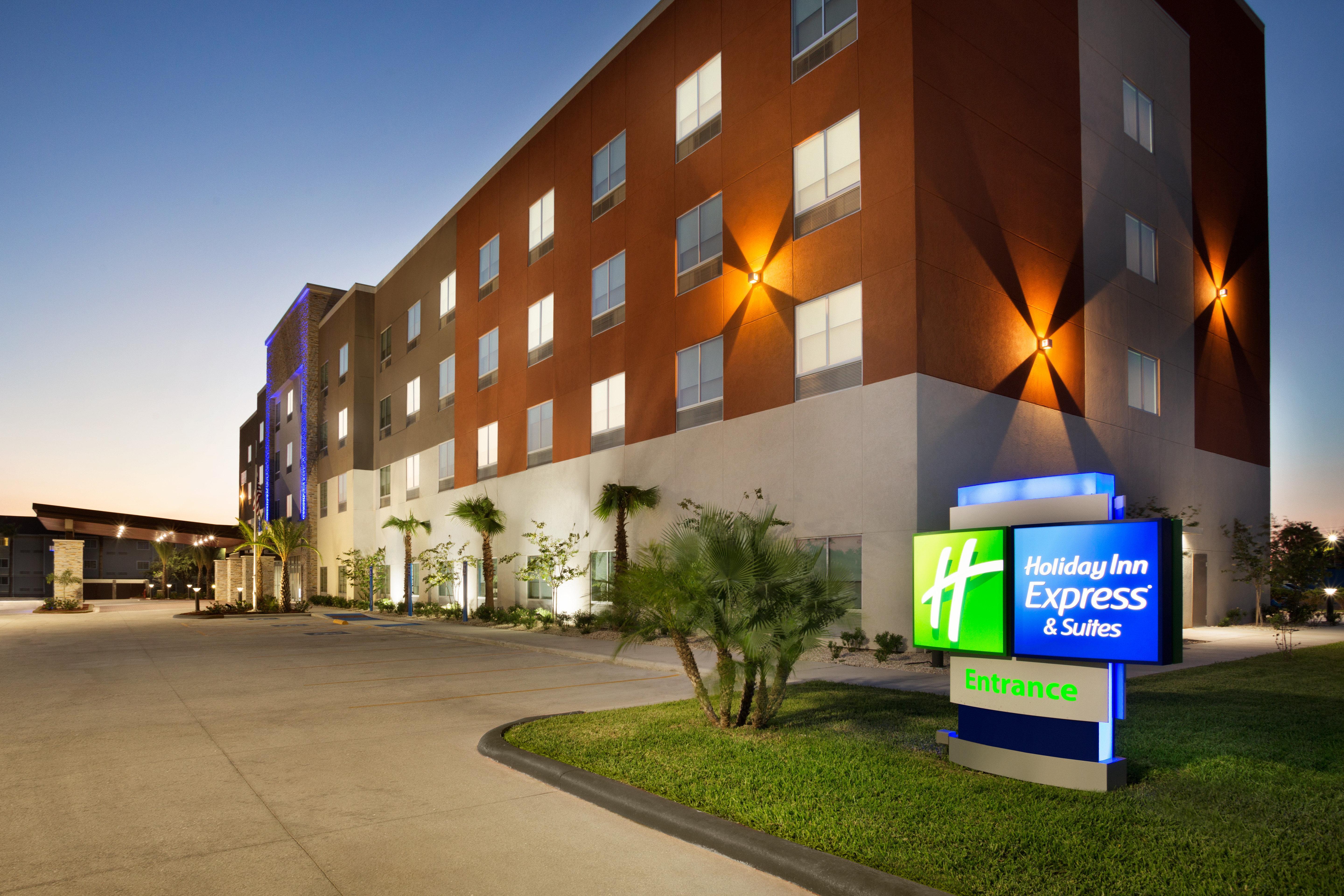 Holiday Inn Express & Suites - Mcallen - Medical Center Area By Ihg McAllen Exterior foto